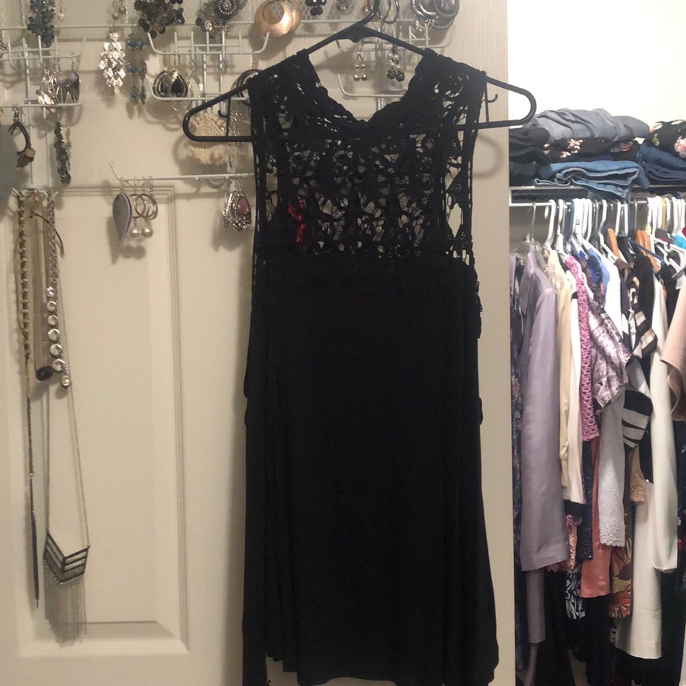 Off the shoulder lace black shirt
